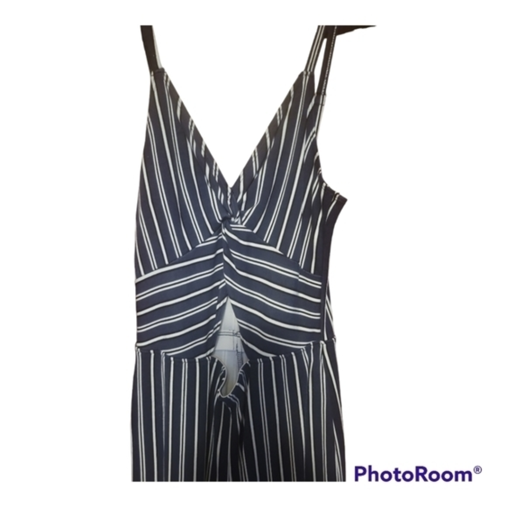 Hollister striped jumpsuit open key hole  size‎ XS blue white  stretch
